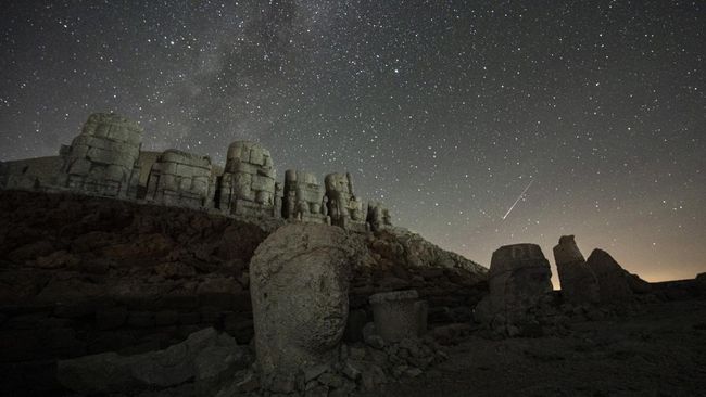 Hujan Meteor Draconid Capai Puncak Malam Ini, Berikut Fakta-faktanya