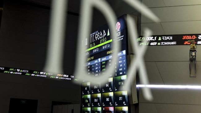 IHSG Ditutup Menguat ke 7.557, Saham Keuangan Memimpin