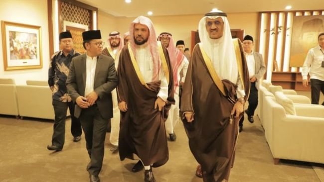 Imam Besar Nabawi Akan Bertemu Jokowi & Pimpin Salat Jumat di Istiqlal