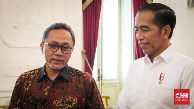 Puja Puji Zulhas ke Jokowi 11 Hari Jelang Lengser: Masyarakat Akui