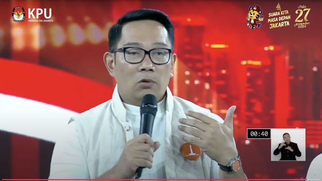 RK: Tunanetra Bisa Kerja di Call Center, Tak Perlu Visual Cukup Suara