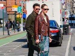 Sweet 30! Gigi Hadid Pamer Kemesraan dengan Bradley Cooper di Hari Ulang Tahunnya