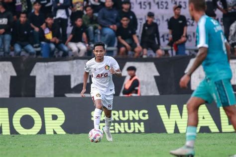 Kisah Evan Dimas: Dari Gebrakan Wonderkid, Mimpi Espanyol, hingga Dilepas Persik Kediri